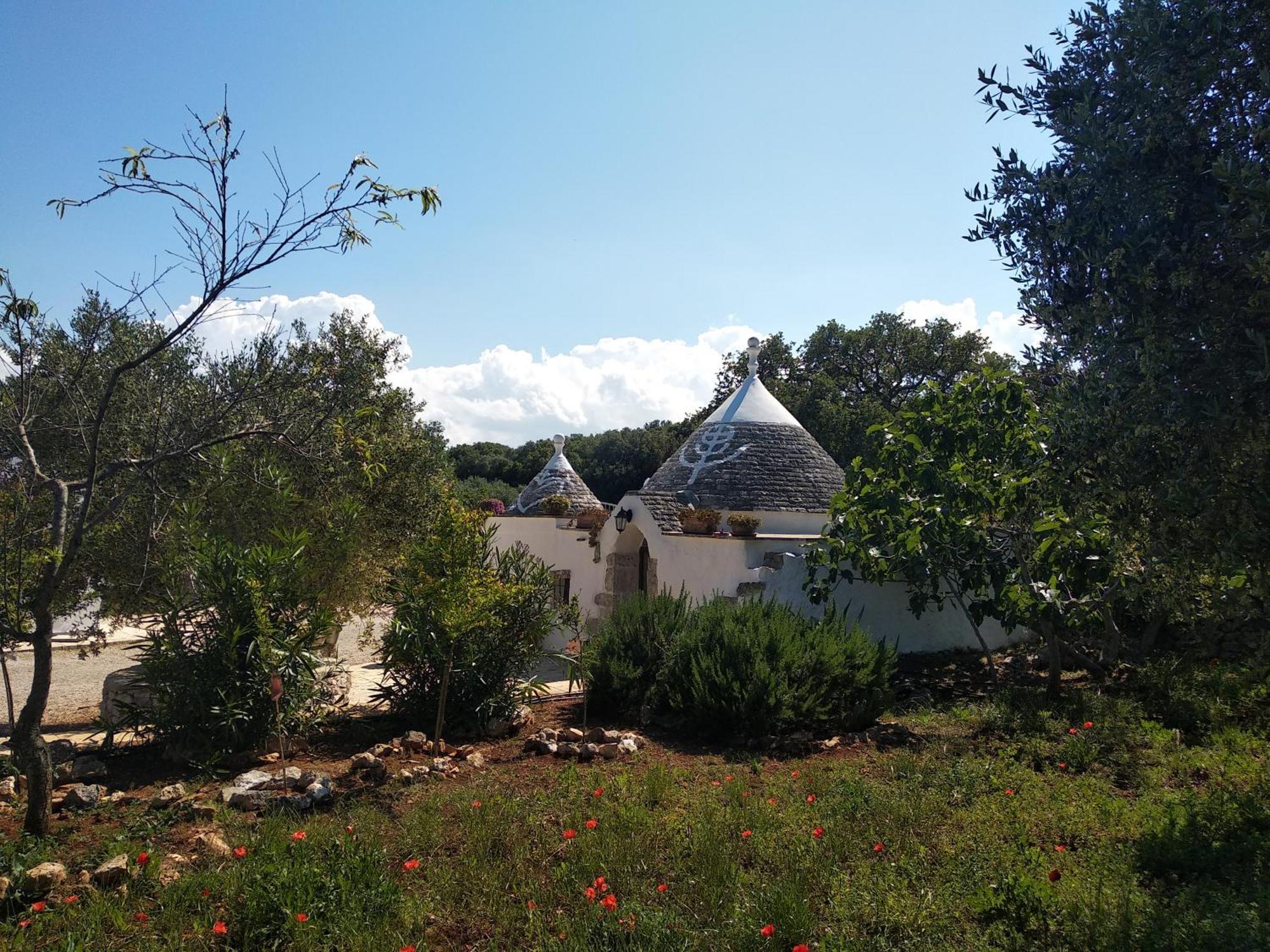 Piccolo Trullo Ostunese Le Jardin De Sophie' Ostuni Exterior photo
