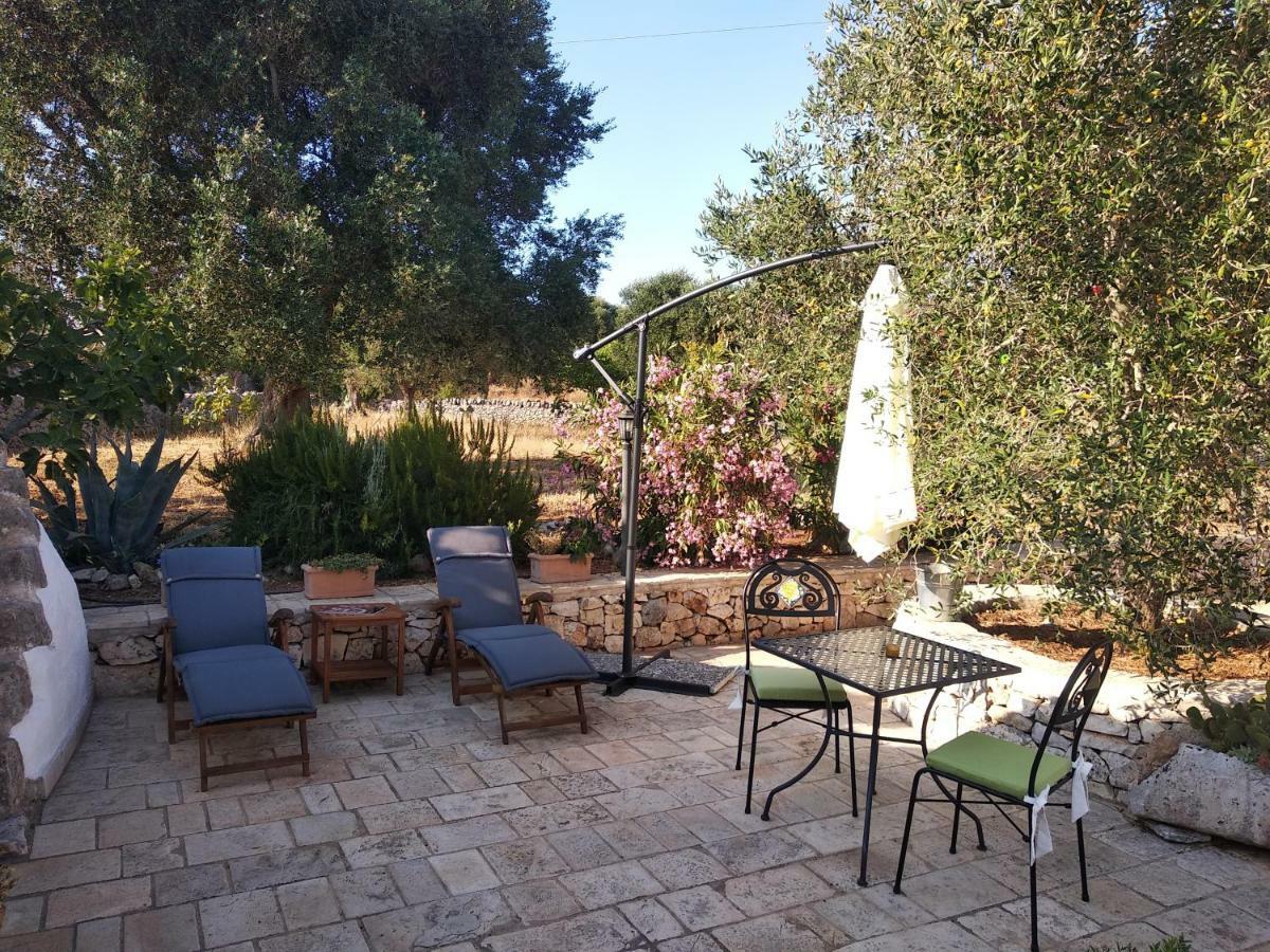 Piccolo Trullo Ostunese Le Jardin De Sophie' Ostuni Exterior photo