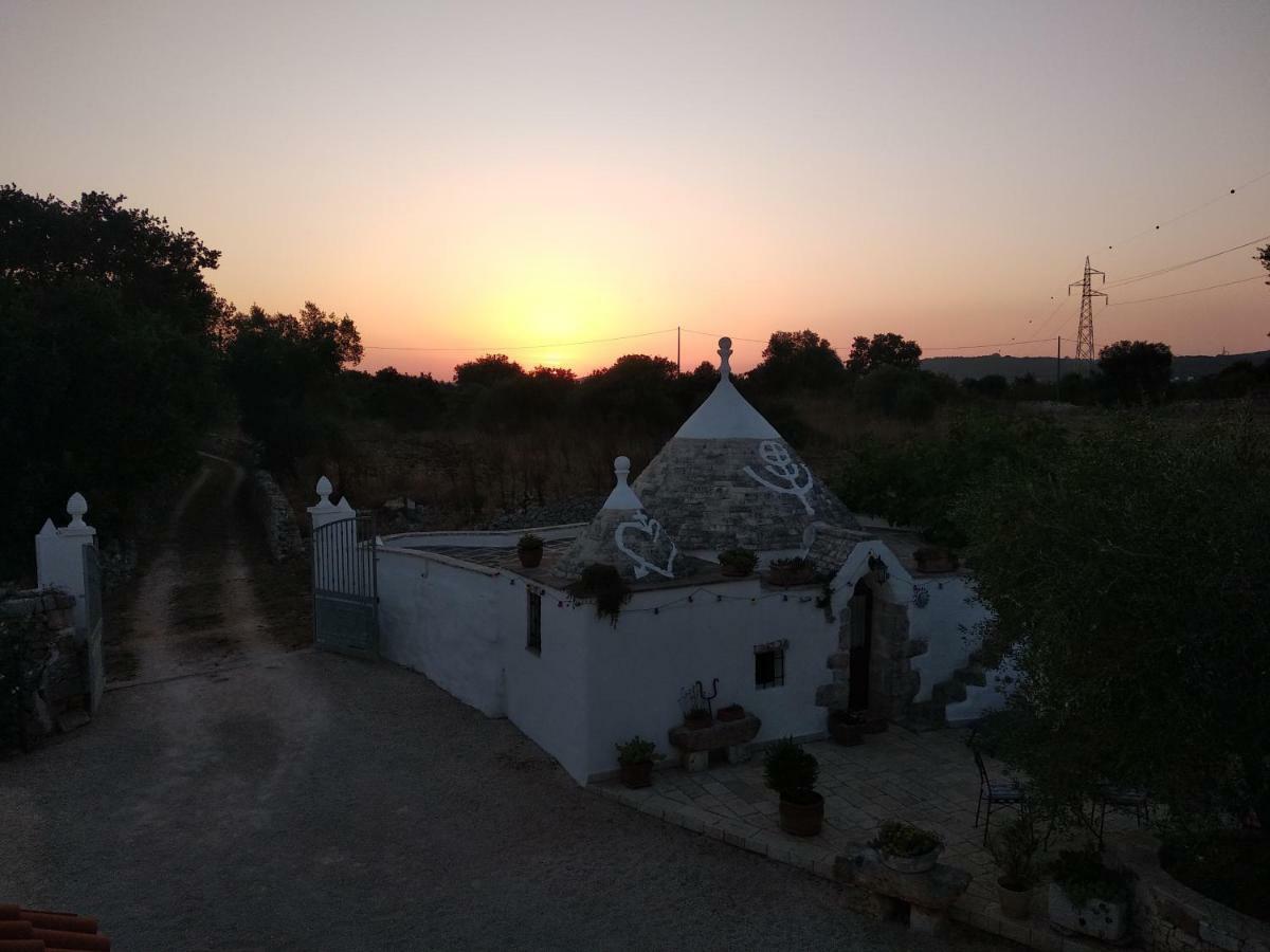 Piccolo Trullo Ostunese Le Jardin De Sophie' Ostuni Exterior photo